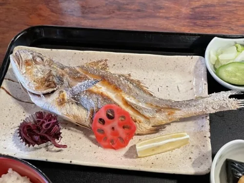 イシモチの塩焼き