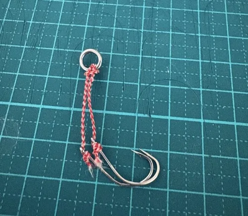 ダブルアシストフック