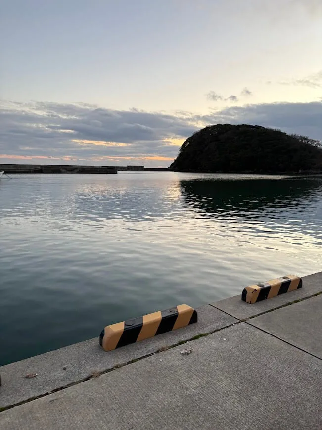 漁港